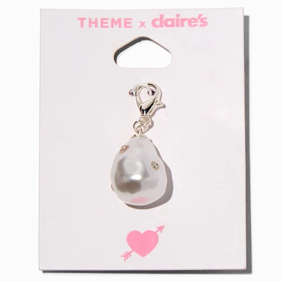 T H E M E x Claire's Silver-tone Crystal Pearl Charm