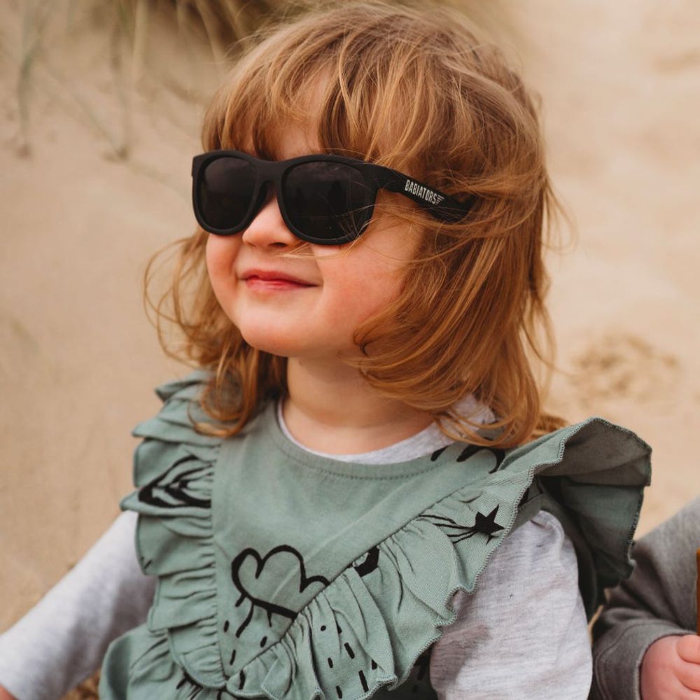 Black Navigator Sunglasses 3-5y