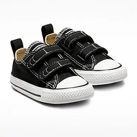 Soulier Chuck Taylor 2V Pointures 2-10
