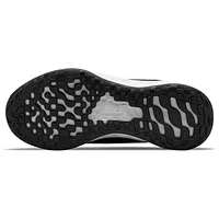 Soulier Revolution 6 Pointures 11-3