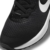 Soulier Revolution 6 Pointures 11-3