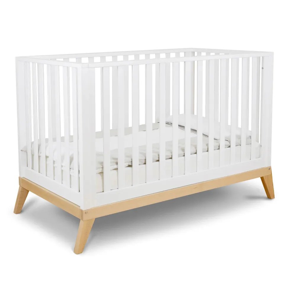 Donatello Crib - White / Natural