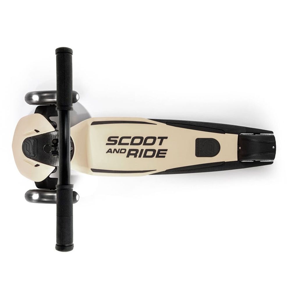 Highwaykick 5 LED Scooter