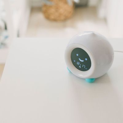 Sleep Trainer Alarm Clock - Mella