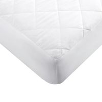 Twin Quilted Mattress Protector + 1 Pillow Protector