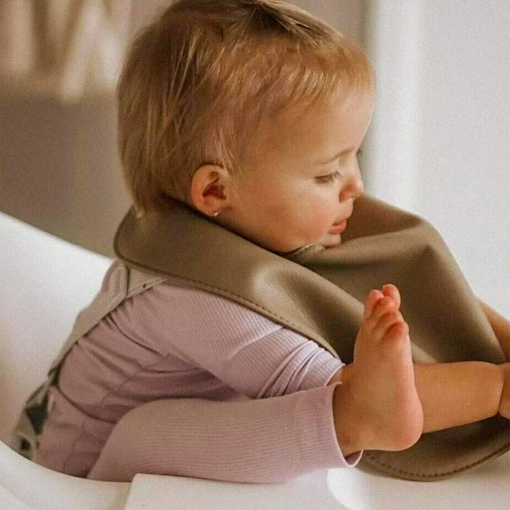 Bavoir Cuir Végétalien