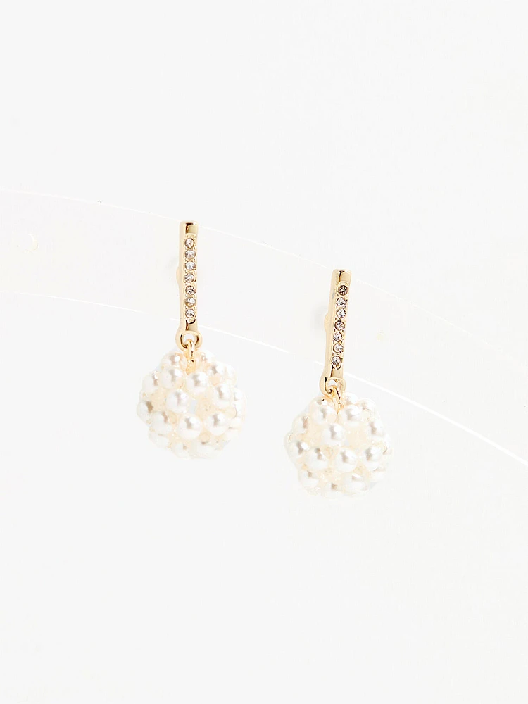 Pearl Clustered Earrings in Gold