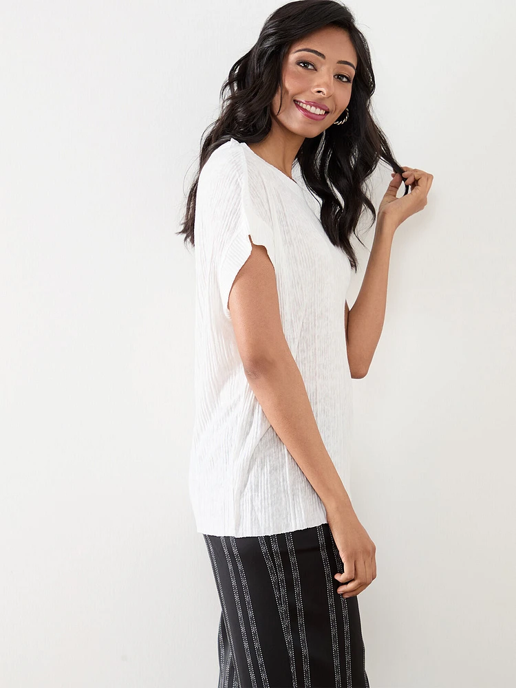 Petite Short Sleeve Relax Fit Pleated Top