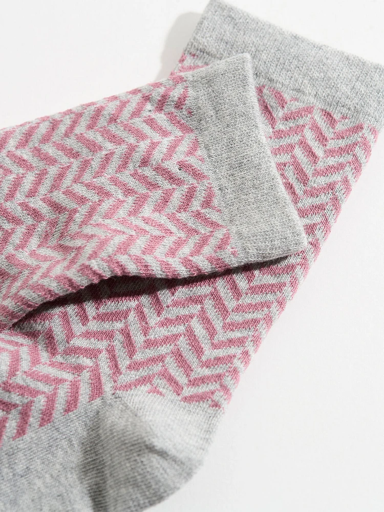 Chevron Patterned Crew Socks