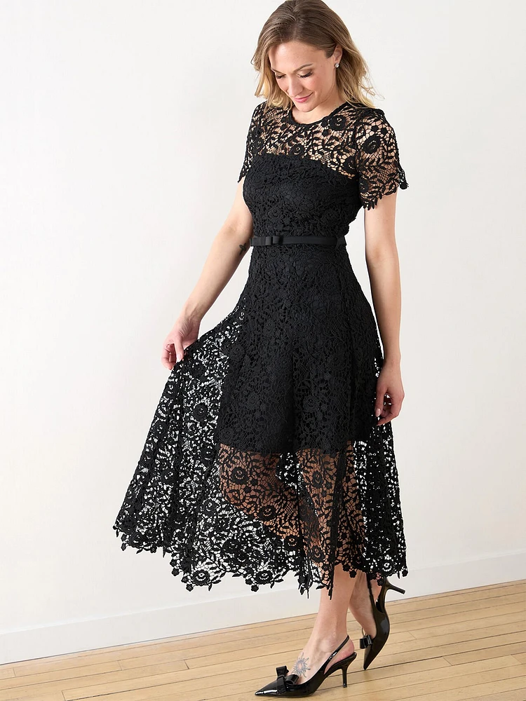 Short Sleeve Lace Midi Dress