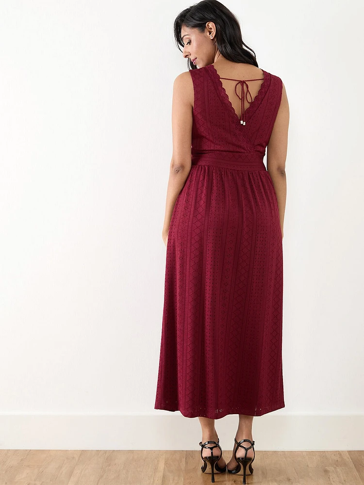 Petite Eyelet Maxi Peasant Dress