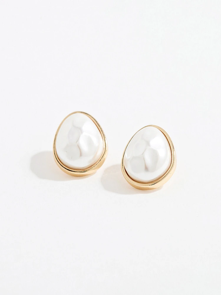 Pearl Stud Earring