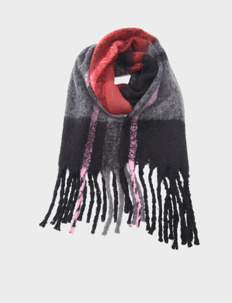 Warm wrap plaid scarf with fringed hem by saki