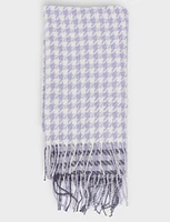 chic fringed houndstooth oblong scarf by saki