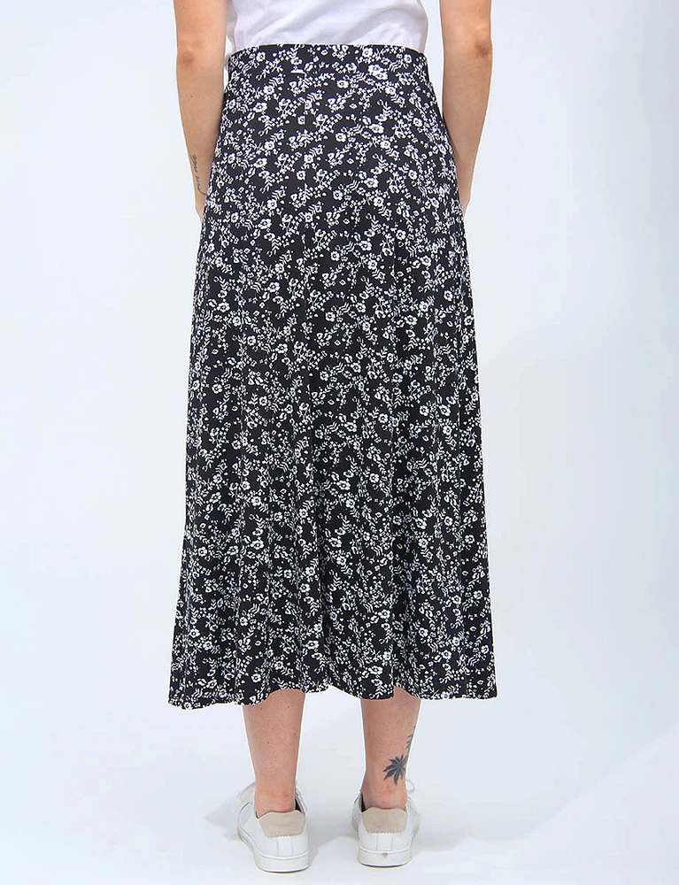 Black And White A-Line Maxi Skirt With Floral Prints by Vamp