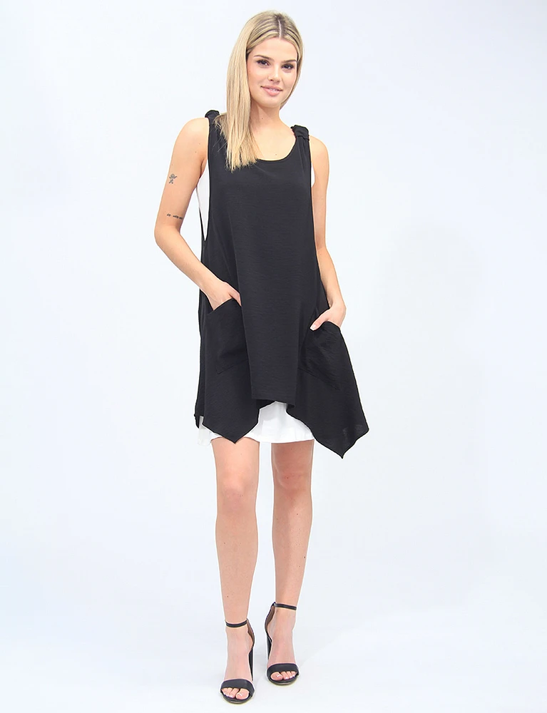 Black And White Sleeveless Two-Layer Dress With Pockets By Devia