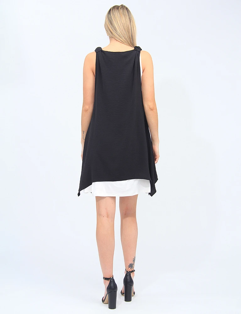 Black And White Sleeveless Two-Layer Dress With Pockets By Devia