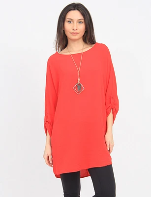 Long Crinkled Loose Fit Round Neck Tunic with Chic Necklace by Froccella