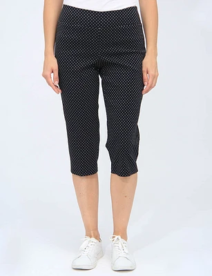 Chic Black And White Print Pull-on Stretch Mid-rise Capris By Amani Couture