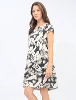 Cap Sleeve Printed Dress With Knit Trim at the Waist And Pockets By Froccella