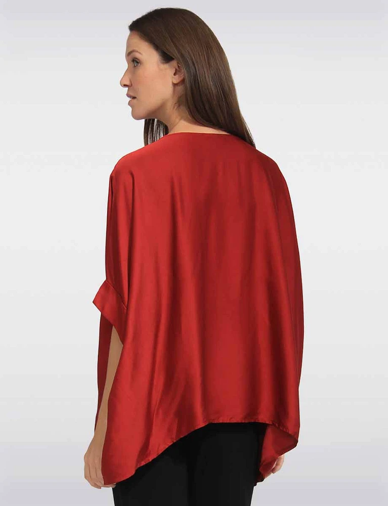 Elegant Fluid Silky Blouse With Longer Side Edges by Froccella