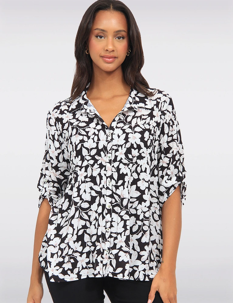 Classic Floral Print Pleated 3/4 Sleeve Button-Down Fitted Shirt by Froccella