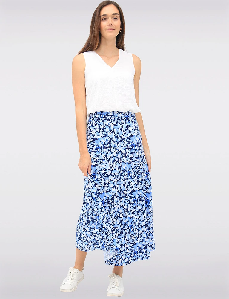 Stretch Floral Printed Pull-On Maxi Skirt with A-Line Silhouette by Vamp