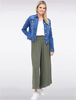 Classic Cotton Stretch Mid-Tone Denim Wash Cropped Jean Jacket by Baccini