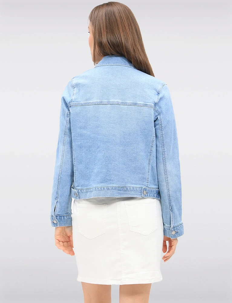 Light Wash Stretch Denim Jean Jacket with Utility Patch Pockets by Baccini