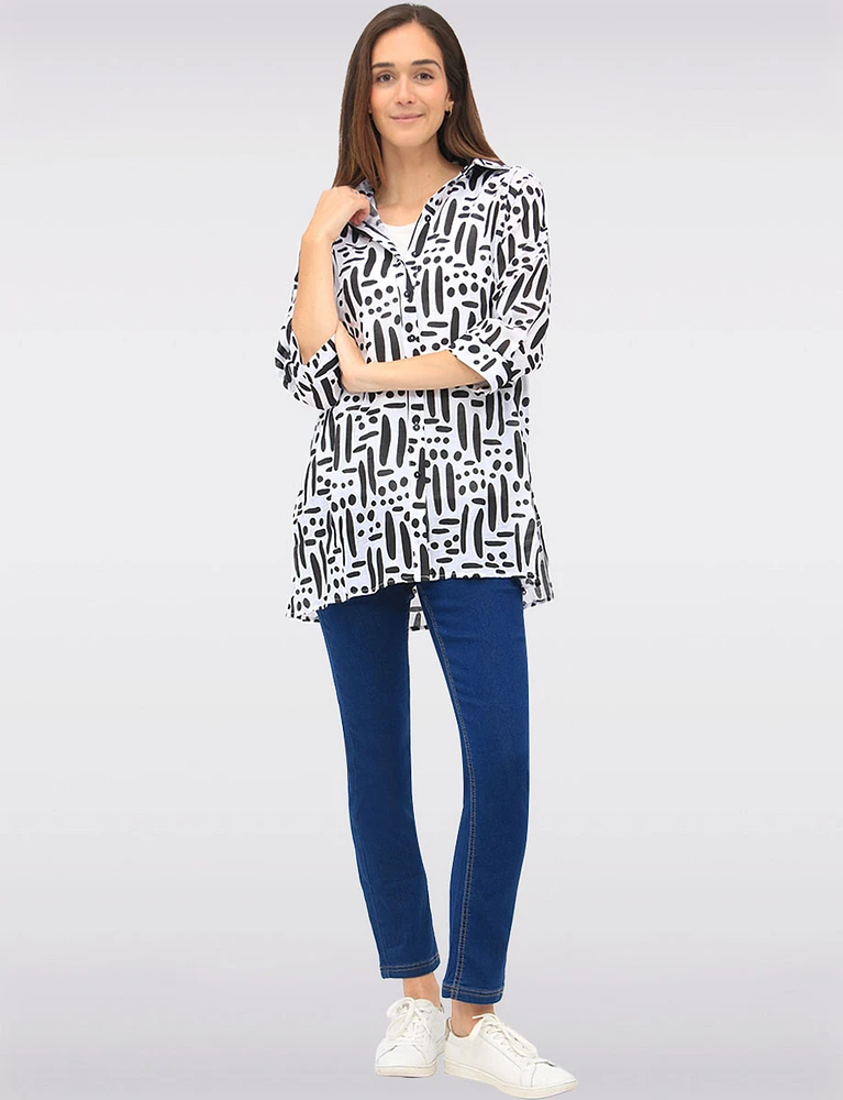 Black & White Button-Down Printed 3/4 Sleeve Blouse with Side Slits by Goa