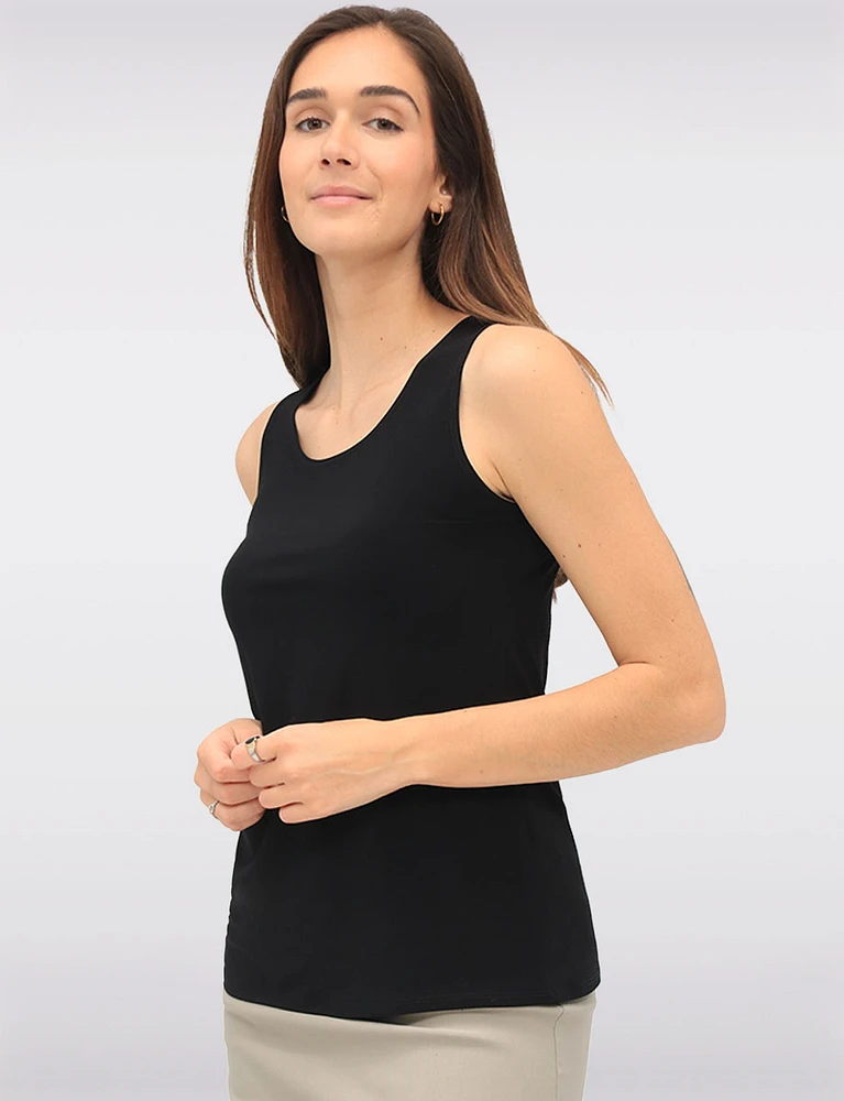 Versatile Classic Solid Camisole with Round Neck by GWV
