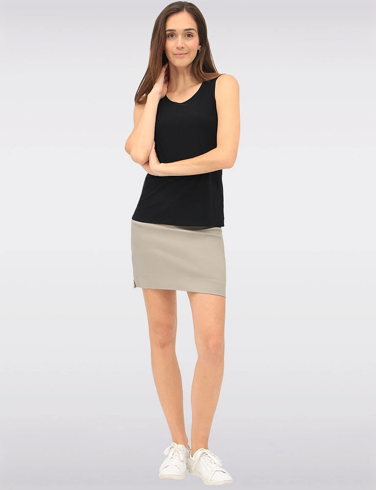 Versatile Classic Solid Camisole with Round Neck by GWV