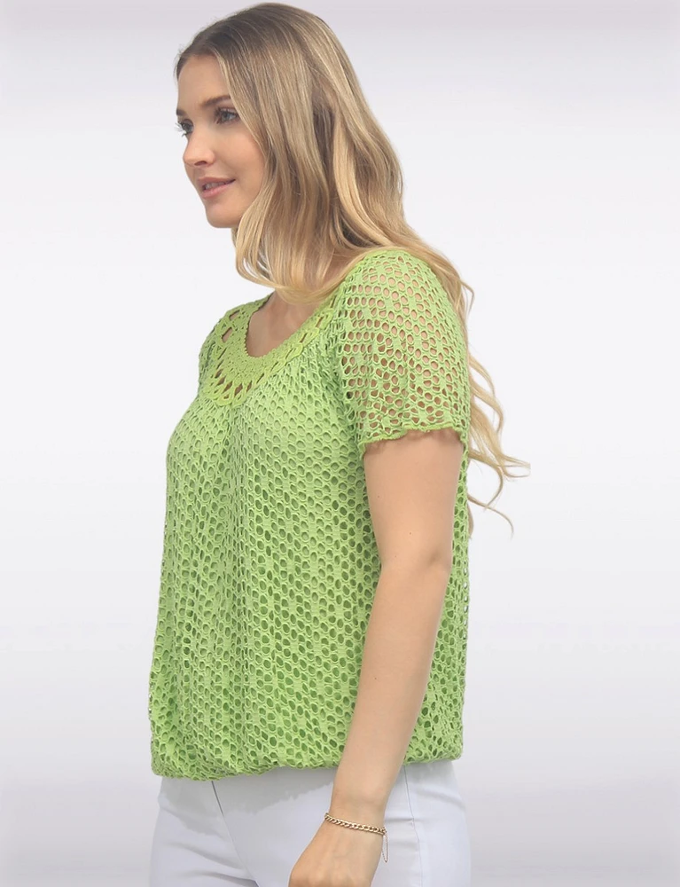 Crochet Knit Short Sleeve Round Neck Top by Froccella
