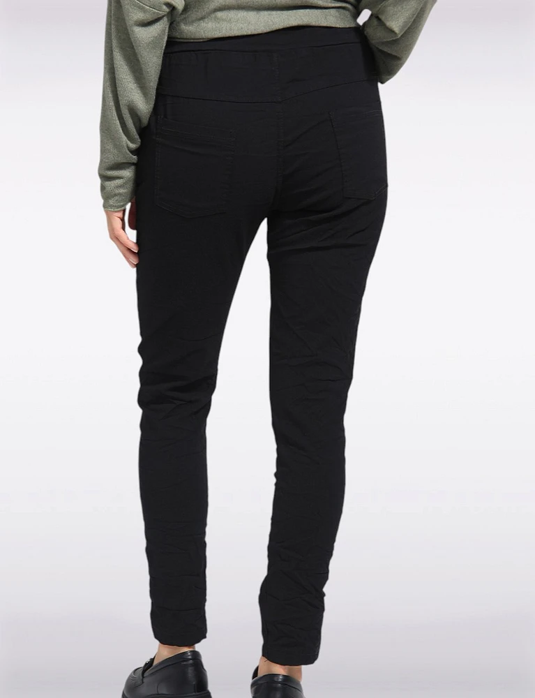 Crinkled Slim Fit Drawstring Waist 4-Pocket Stretch Pants by Froccella