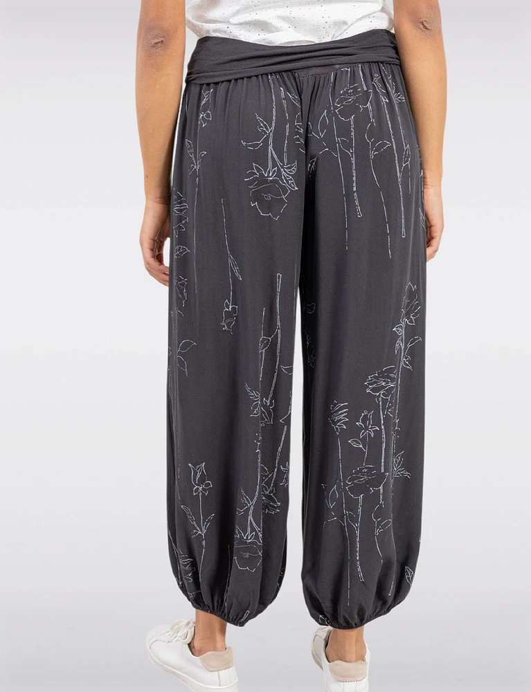 Flowy Ruched Waistband Elastic Hem Floral Print Balloon Pants by Froccella