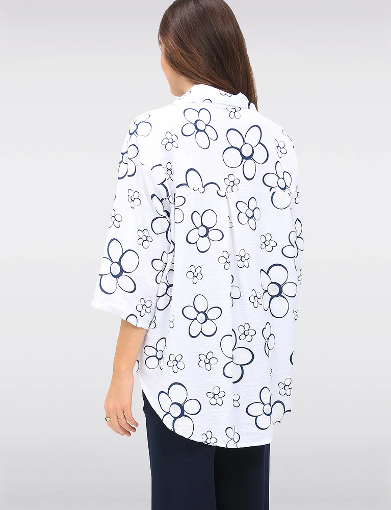 Bold Floral Button-Up Collared High-Low Design 3/4 Sleeves Shirt by Froccella