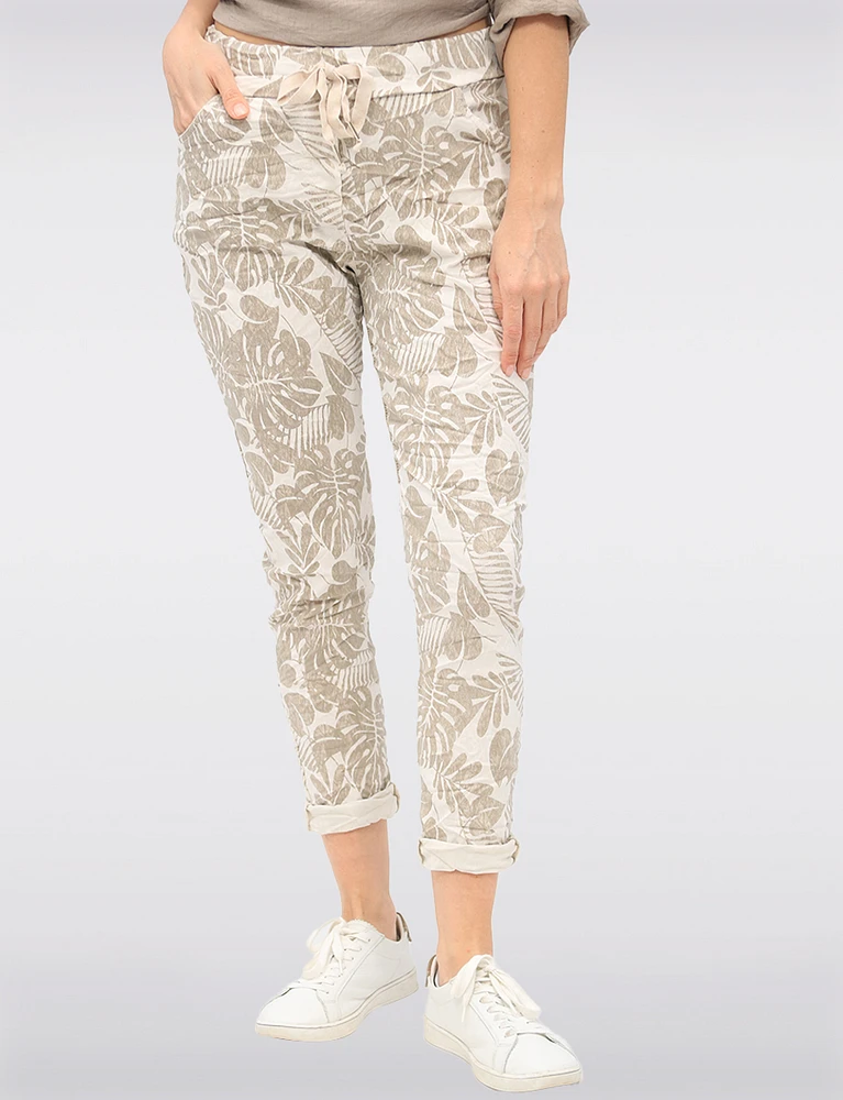 Crinkled Tropical Stretch Pants with Elastic Waist and Pockets by Froccella