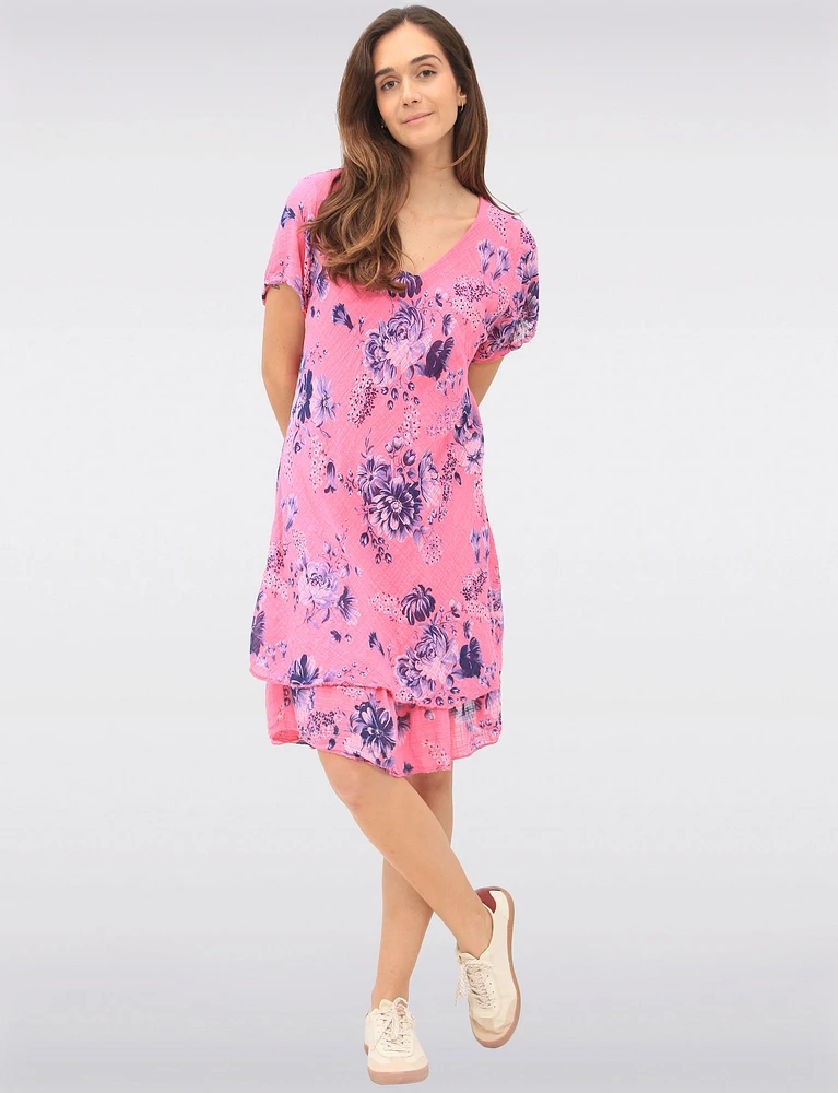 Two-Tiered Short Sleeve Elegant Floral Print V-neck Crinkled Dress By Froccella
