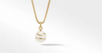 Venus Pendant in 18K Yellow Gold with White Agate and Diamond