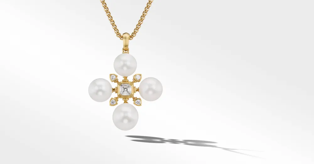 Renaissance Pearl Pendant with 18K Yellow Gold and Diamonds