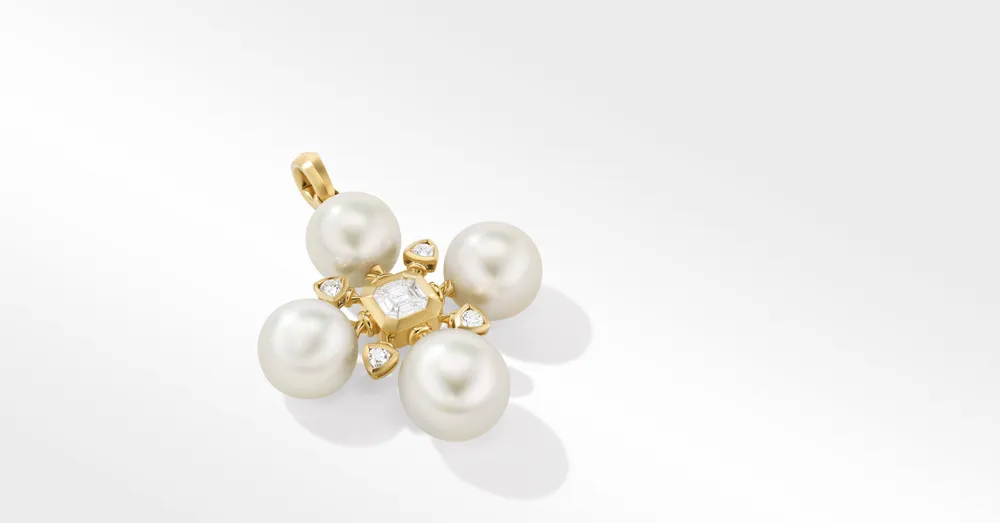 Renaissance Pearl Pendant with 18K Yellow Gold and Diamonds