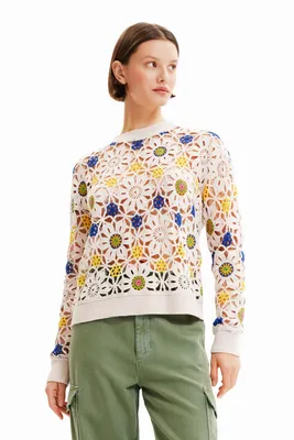 Pull crochet fleurs