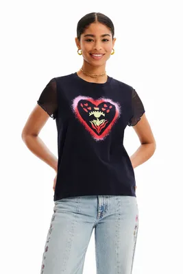 Camiseta corazón arty