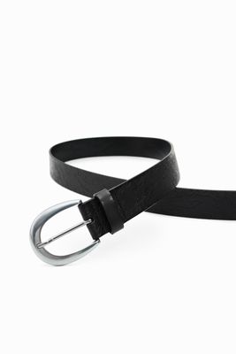 Ceinture boucle irrégulière
