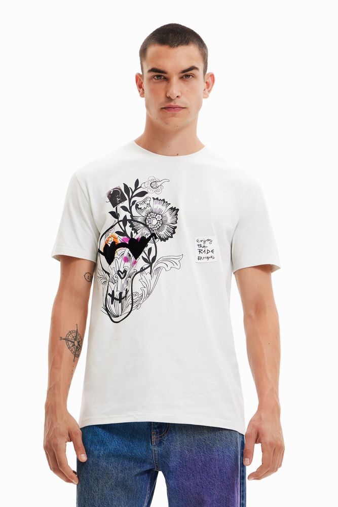 T-shirt tête de mort et fleurs