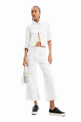 Jupe-culotte courte en jean marguerites