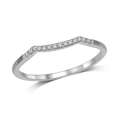 Half-eternity wedding band for woman