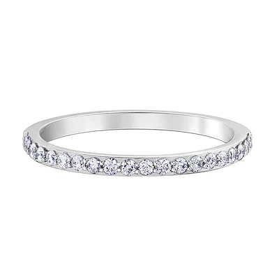 Éclat du Nord Semi-Eternity Ring for Woman - 10K White Gold & Canadian Diamonds. Color: white | Doucet Latendresse