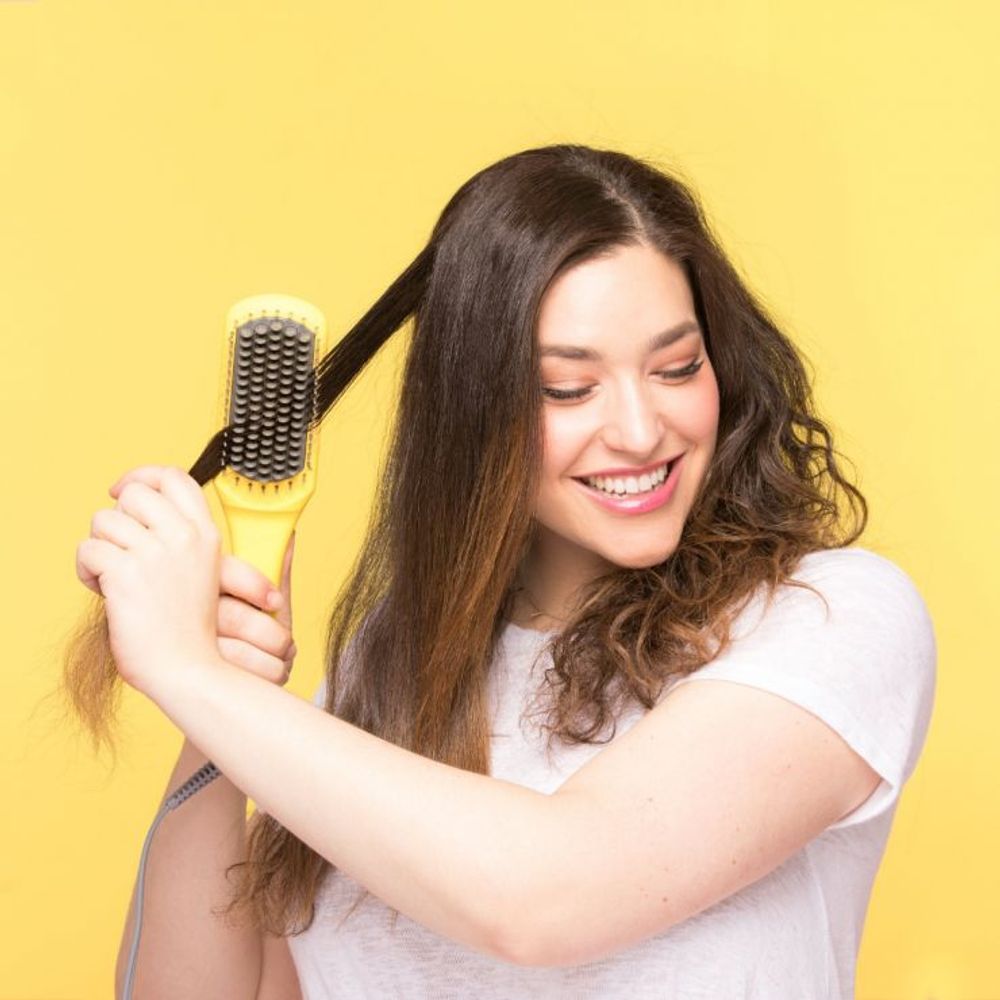 The Brush Crush Heated Straightening Brush