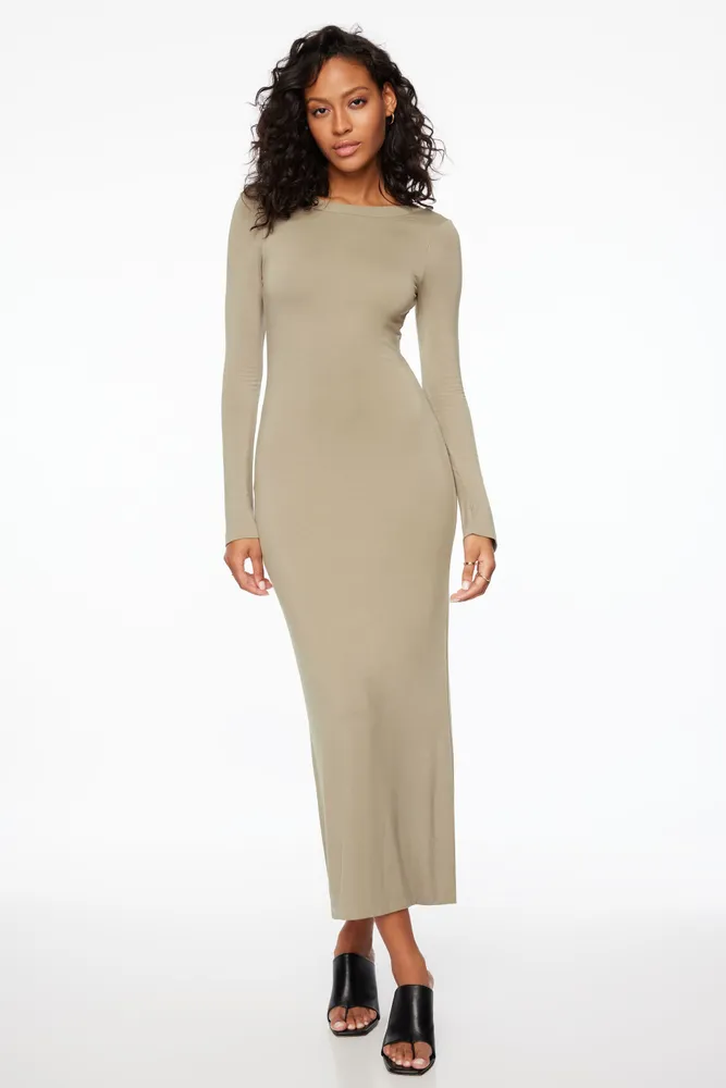 Long Sleeve Scoop Back Maxi Dress